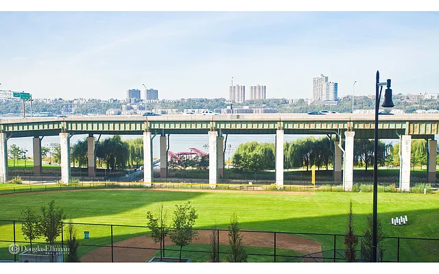 Rented by Douglas Elliman | media 14