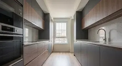 West Heights Apartments — Photo 1