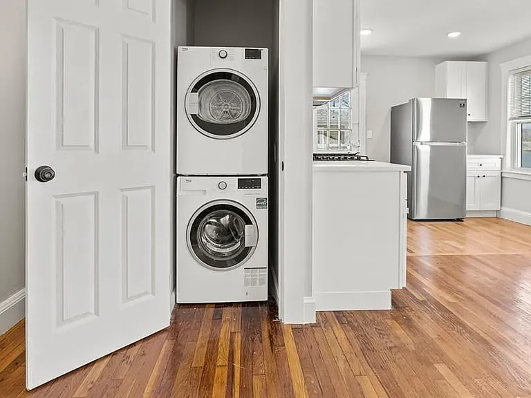 79 Farrington St #4 — Photo 6