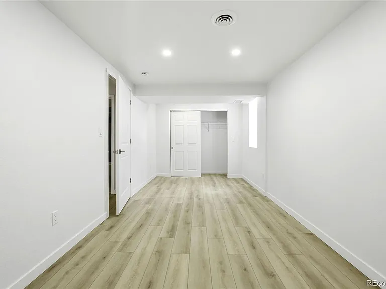 6752 S Dahlia Ct — Photo 34