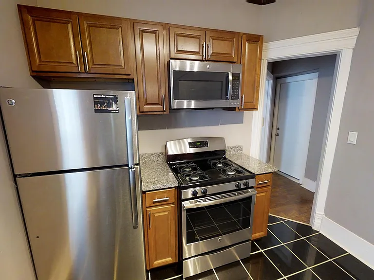 410 Westcott St #2 — Photo 3