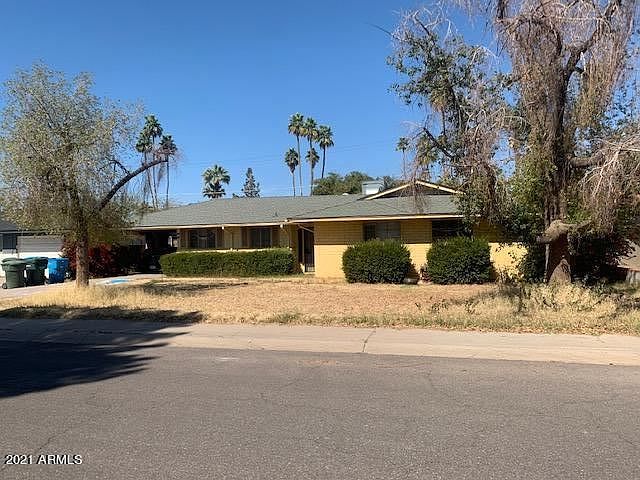 1st image of 3022 E Whitton Ave