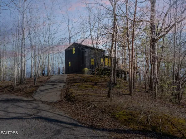 2760 Hawks View Trl, Sevierville, TN 37876
