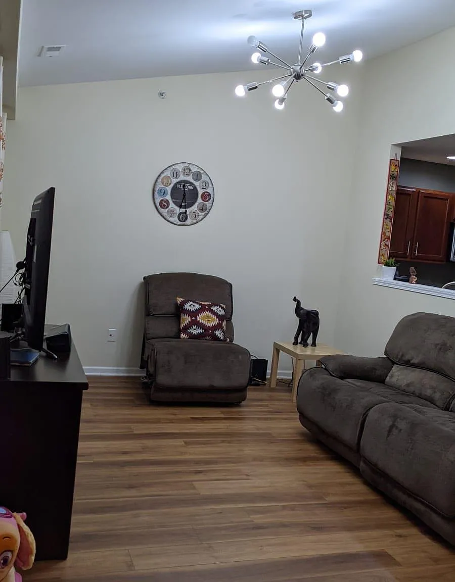 28001 Hopkins Dr — Photo 4