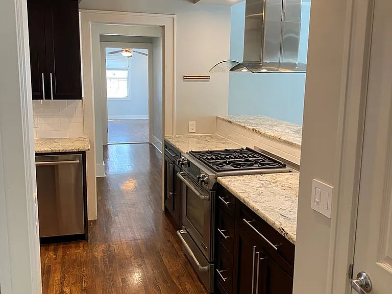 1515 S Carson Ave — Photo 21
