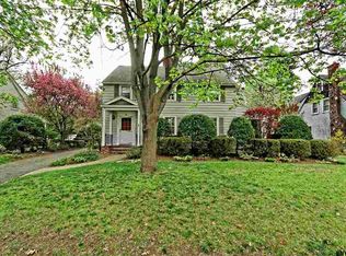 24 Forest Rd, Delmar, NY 12054