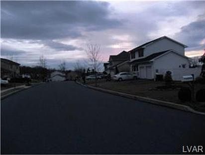 5th image of 345 Toboggan Trl