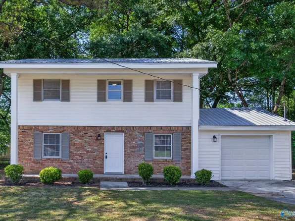 3611 Cedarhill Ave NW, Huntsville, AL 35810
