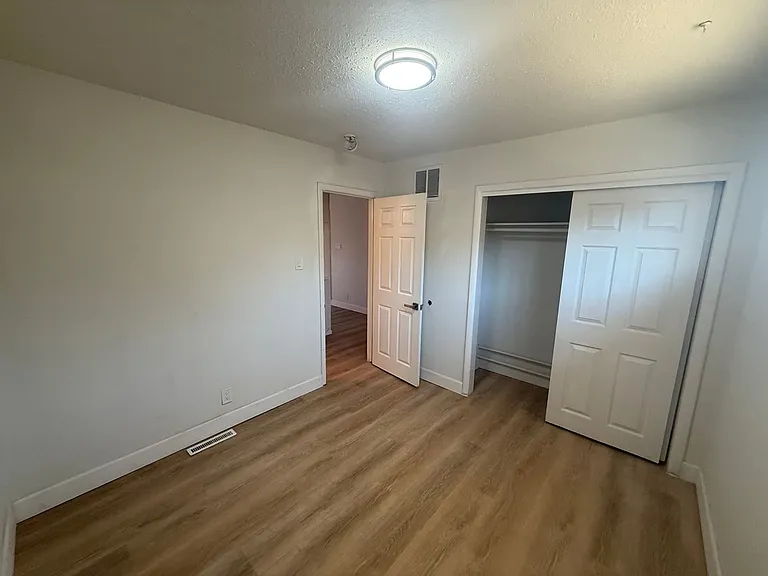 1132 Palomas Dr SE — Photo 7