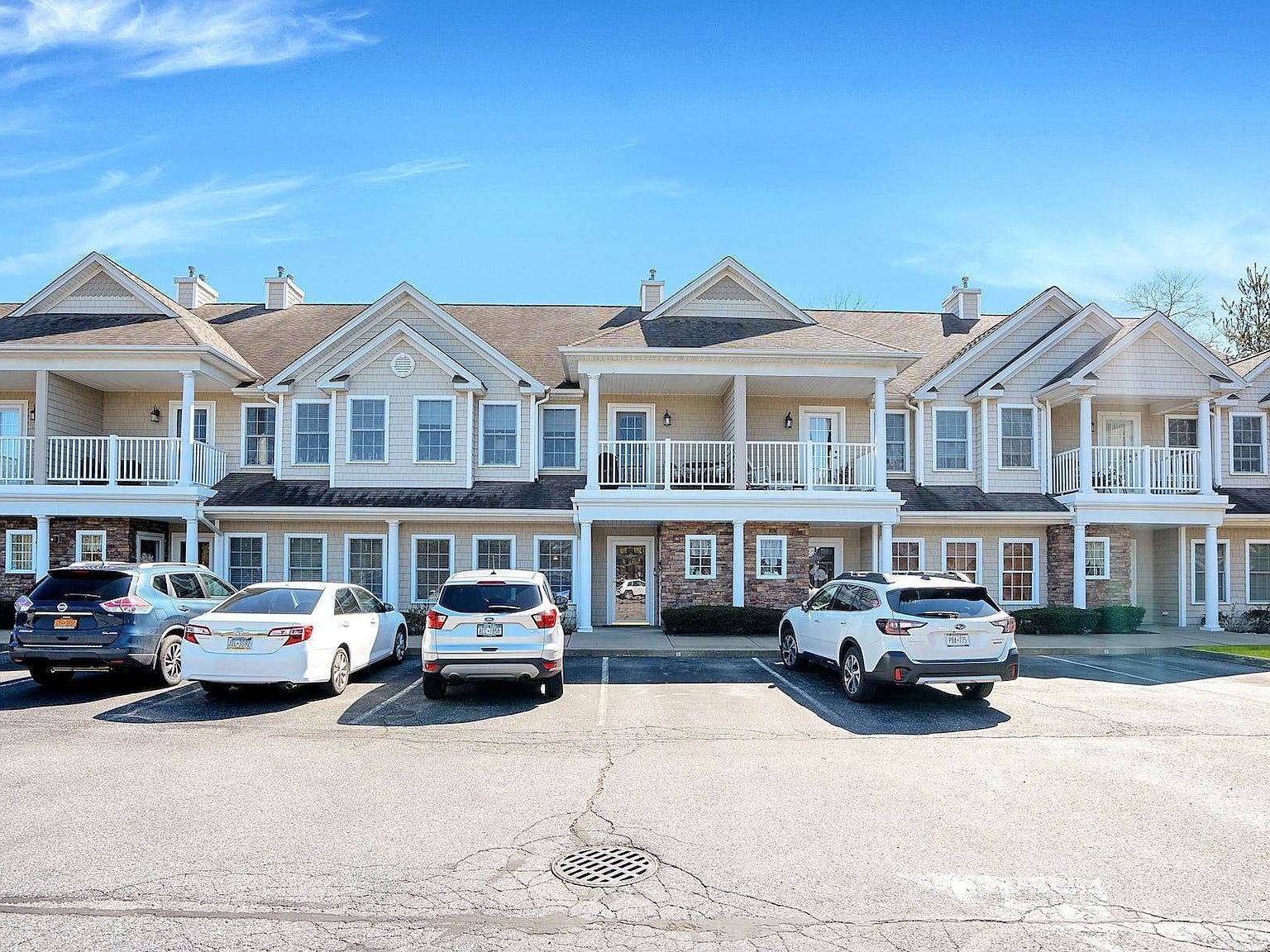 17 Della Drive UNIT 17, West Babylon, NY 11704 Zillow