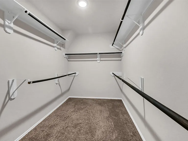 23723 Giardini Dr — Photo 20