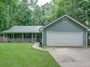 48 Robertson Rd, Dawsonville, GA 30534