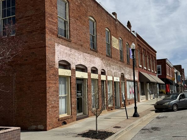 1736 N Broad St #1