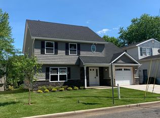 131 County Rd, Aberdeen, NJ 07747