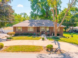 3114 Pickett Rd, Saint Joseph, MO 64503