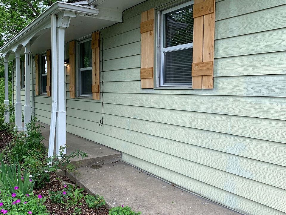 1st image of 2305 Powell Dr