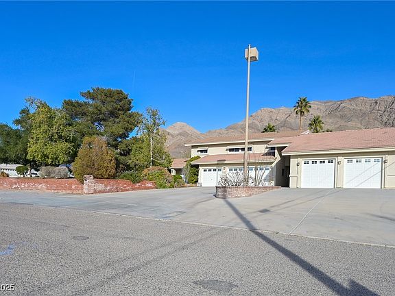 5th image of 788 Rossmore Dr