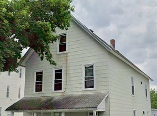 10 Hollywood St, Worcester, MA 01610