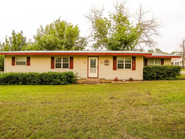 407 N Stidham St, Hamilton, TX 76531