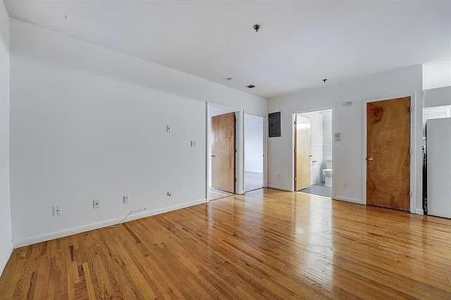 202 Grand St #6B — Photo 6
