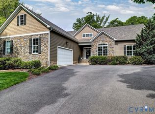 9942 Westhampton Glen Pl, Henrico, VA 23238