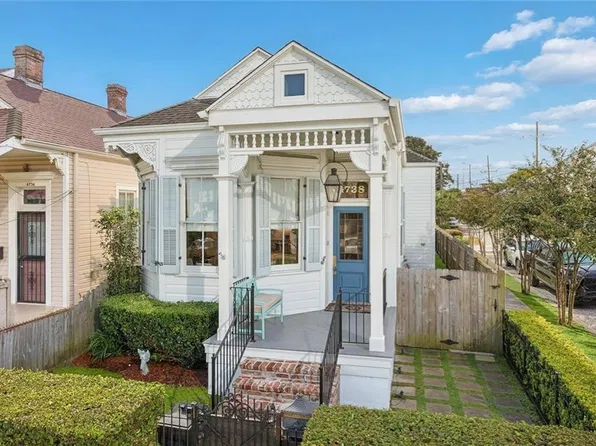 4738 Laurel St, New Orleans, LA 70115