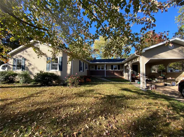 1117 Hawthorne Dr, Houston, MO 65483