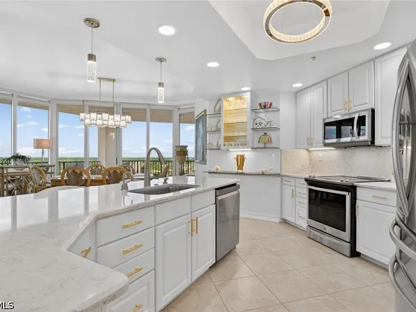3426 Hancock Bridge Pkwy APT 1008, North Fort Myers, FL 33903