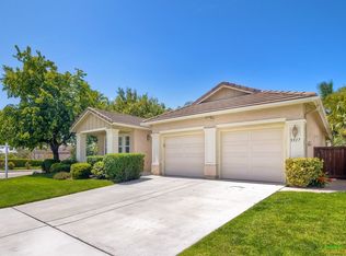3517 Levee Dr, Carlsbad, CA 92010