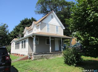 24 Monroe St, Milford, CT 06460