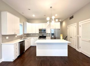 1904 N Western Ave #2E, Chicago, IL 60647