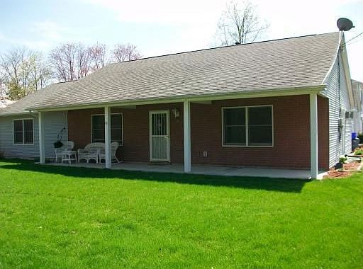 1st image of 1 Woodlawn Ter