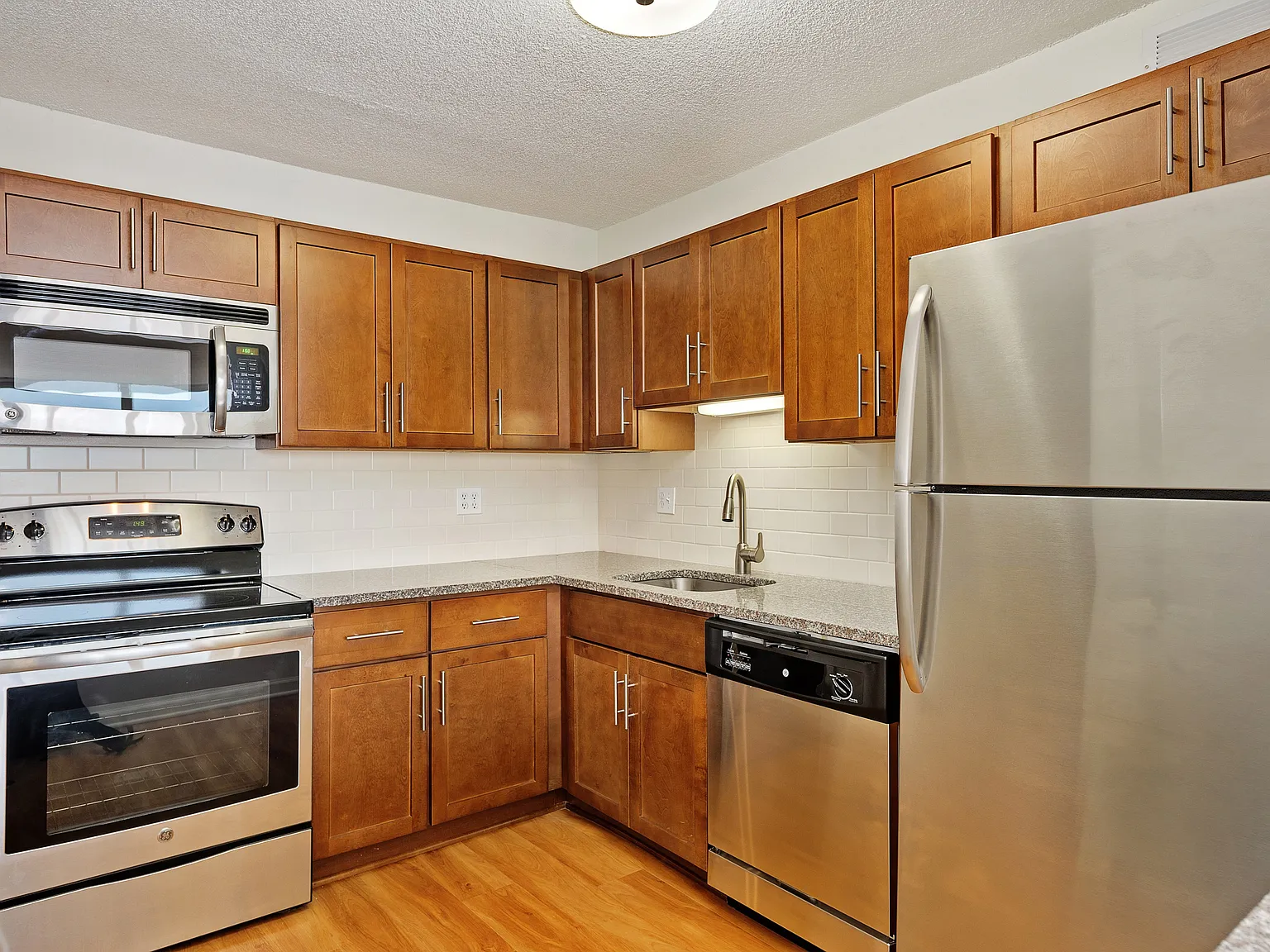 Hyde Park Tower — Photo 3