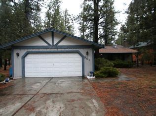 901 West Ln, Big Bear City, CA 92314