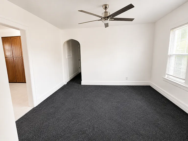 3682 Bedford St — Photo 3
