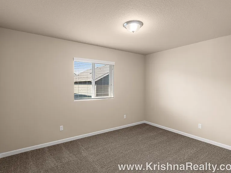 7188 NW Abigail Ter — Photo 17