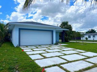 280 NW 5th St, Deerfield Beach, FL 33441