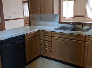 2517 W Strub Rd, Sandusky, OH 44870