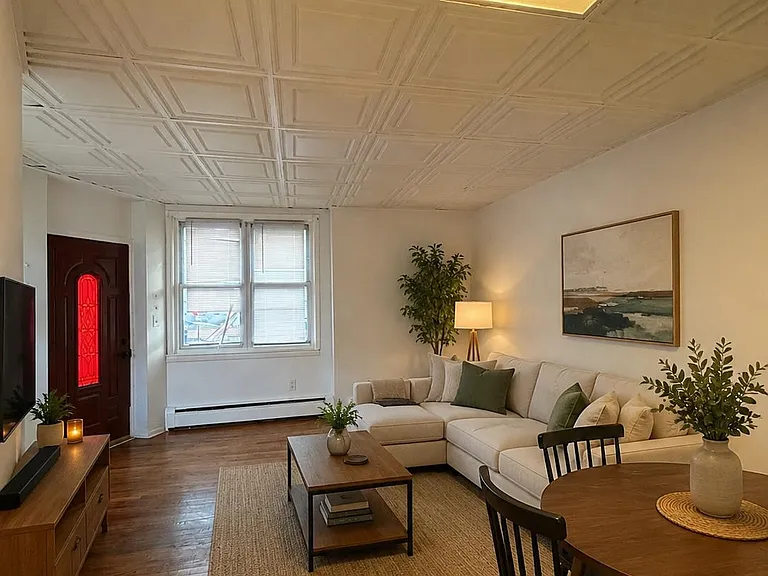 201-203 N 2nd St #7 — Photo 3