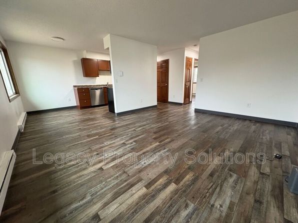 217 Lakota Ave Unit 103