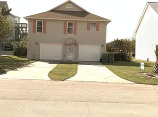 206 Cedar Ln, Atlantic Beach, NC 28512