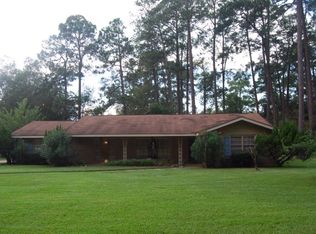 102 Pinecrest Dr, Dothan, AL 36301