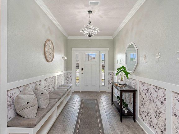 5th image of 4567 Palmetto Palm Dr