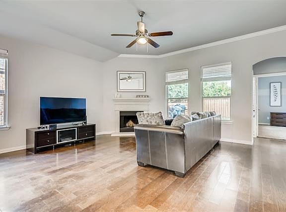 4th image of 4508 Coney Island Dr