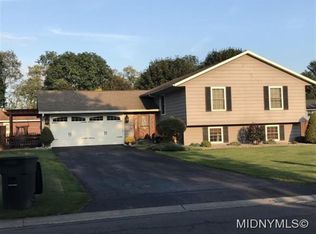 7986 Inwood Dr, Rome, NY 13440