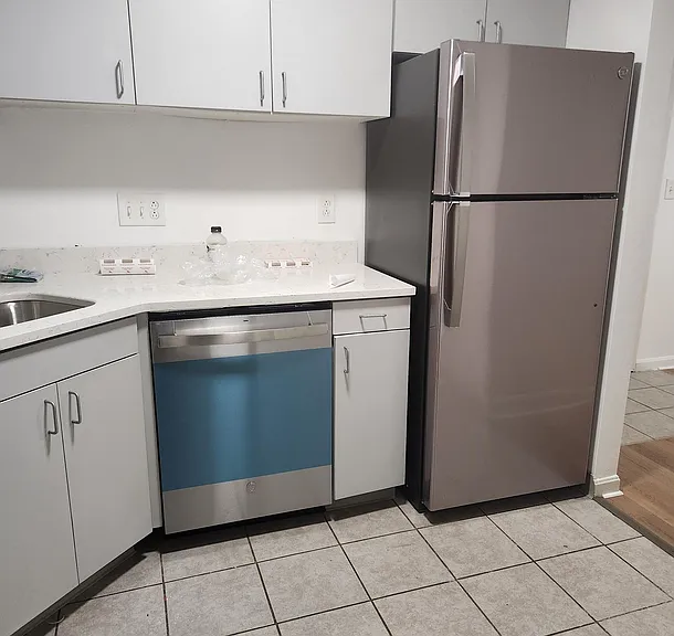 39 Northern Ave #2 — Photo 1