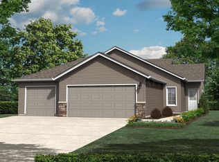 517 Westview Ln E, West Fargo, ND 58078