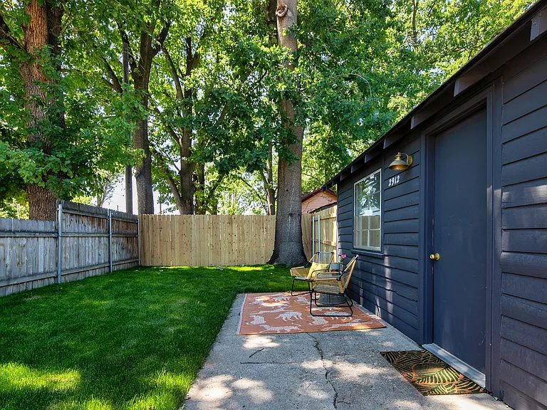 2912 W Bella St — Photo 25