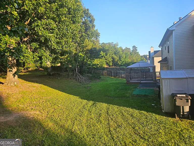9376 Carnes Crossing Cir — Photo 15