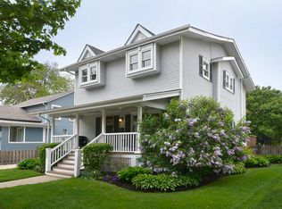 202 S Dunton Ave, Arlington Heights, IL 60005